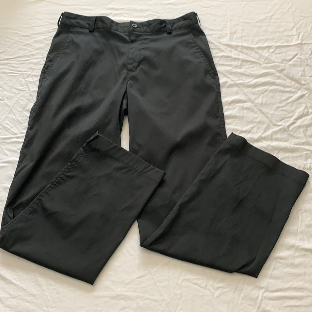 30x30 Nike Golf pants - flat front- drifit - black
